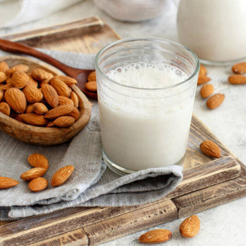 نوشیدنی بادام