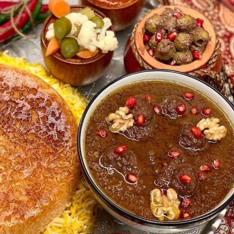 خورش فسنجان با سویا قلقلی